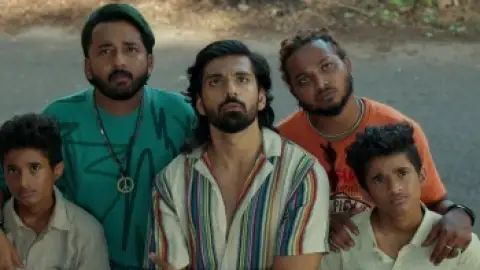 Still 1 of Qalb (2024) WEB-DL [Hindi (ORG 5.1) & Malayalam] 1080p 720p & 480p Dual Audio [x264/10Bit-HEVC]