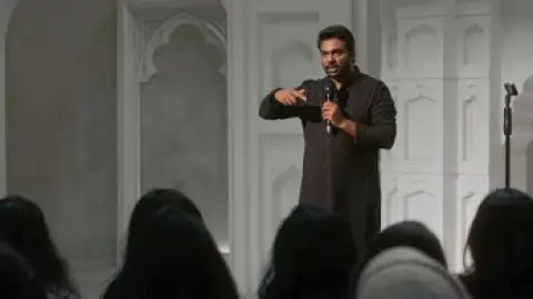 Still 6 of Zakir Khan: Tathastu (2022) Hindi WEB-DL 1080p 720p & 480p x264 DD5.1 | Full Stand-up