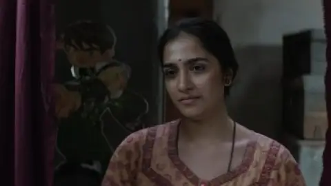 Still 6 of Sapta Sagaradaache Ello – Side B (2023) WEB-DL [Hindi DD5.1] 1080p 720p & 480p [x264/HEVC]