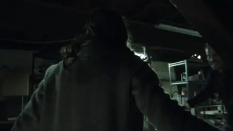Still 5 of Insidious: Chapter 2 (2013) BluRay [Hindi (DD2.0) & English] 1080p 720p & 480p Dual Audio [x264/10Bit-HEVC]