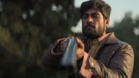 Still 2 of Ghamasaan (2026) DS4K WEB-DL [Hindi DD5.1] 4K 1080p 720p & 480p [x264/HEVC]