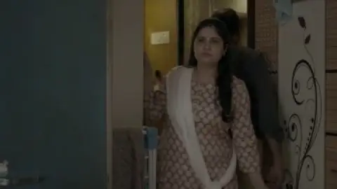 Still 4 of Lafangey (Season 1) WEB-DL Hindi 4K 1080p 720p & 480p x264 DD5.1