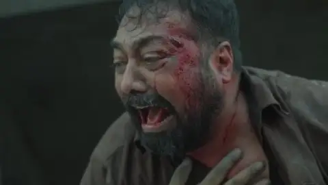 Still 8 of MahaRaja (2024) WEB-DL [Hindi (ORG-DD5.1) & Tamil] 4K 1080p 720p & 480p Dual Audio [x264/10Bit-HEVC] HD