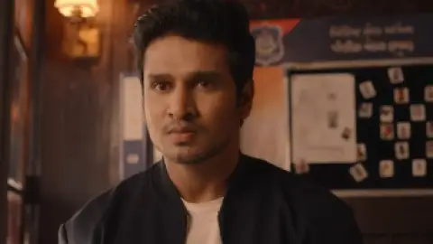 Still 1 of Karthikeya 2 (2022) WEB-DL Hindi (ORG 5.1) 1080p 720p & 480p [x264/10Bit-HEVC]