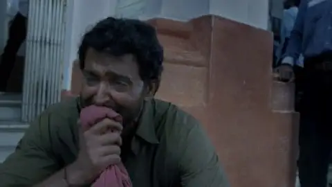 Still 6 of Super 30 (2019) BluRay [Hindi DD5.1] 1080p 720p & 480p [x264/HEVC]
