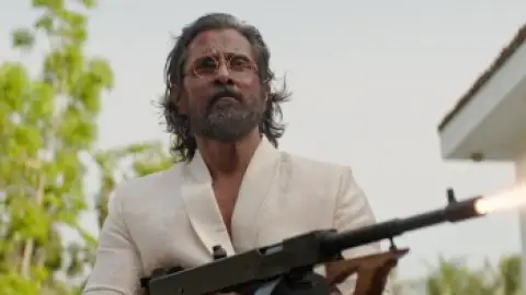 Still 7 of Mahaan (2022) UNCUT DS4K WEB-DL [Hindi (DD2.0) & Tamil] 4K 1080p 720p & 480p Dual Audio [x264/10Bit-HEVC]