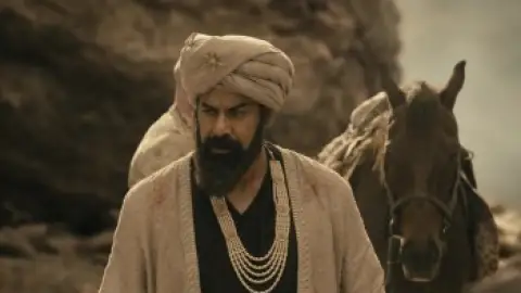 Still 8 of Hari Hara Veera Mallu (2025) WEB-DL [Hindi (DD5.1) & Telugu] 4K 1080p 720p & 480p Dual Audio [x264/10Bit-HEVC]