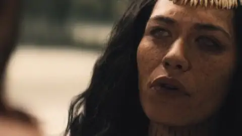 Still 4 of Chief of War (Season 1) WEB-DL [English DD5.1] 4K 1080p 720p & 480p [x264/10Bit-HEVC] | AppleTV Series