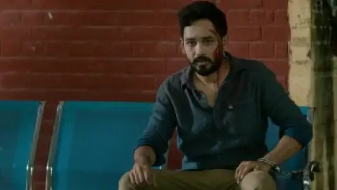 Still 6 of Last World War (2024) WEB-DL [Hindi (DD2.0) & Tamil] 4K 1080p 720p & 480p Dual Audio [x264/HEVC] | [Kadaisi Ulaga Por]