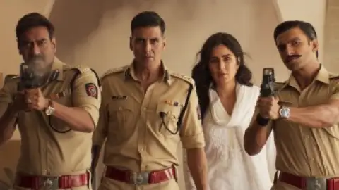 Still 8 of Sooryavanshi (2021) WEB-DL [Hindi DD5.1] 1080p 720p & 480p [x264/HEVC]