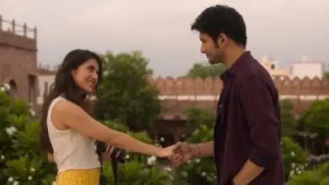 Still 4 of Mismatched (Season 2) WEB-DL [Hindi DD5.1] 1080p 720p & 480p [x264/ESubs] HD | ALL Episodes [NF Series]