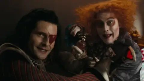 Still 8 of Alice in Wonderland (2010) BluRay [Hindi (ORG 2.0) & English] 1080p 720p & 480p Dual Audio [x264/10Bit-HEVC]