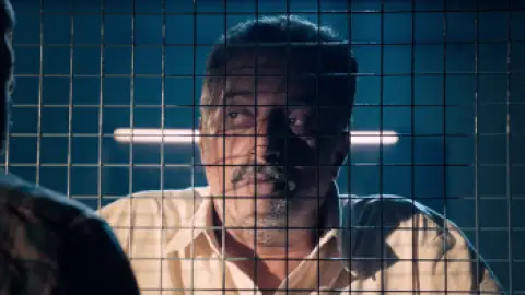 Still 5 of Poikkal Kuthirai (2022) WEB-DL [Hindi (ORG 5.1) + Tamil] 1080p 720p & 480p Dual Audio [x264/Esubs]