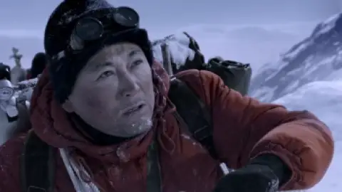 Still 1 of The Climbers (2019) BluRay [Hindi (ORG 5.1) + Chinese] 1080p 720p & 480p Dual Audio [x264/10Bit-HEVC]