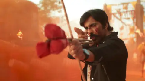 Still 8 of Mass Jathara (2025) [Hindi – HQ/Studio Dub] DS4K WEB-DL 4K 1080p 720p 480p [x264/HEVC] HD | [Without-ADs]