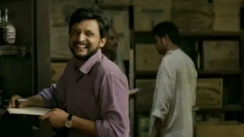 Still 3 of Raees (2017) BluRay [Hindi DD5.1] 1080p 720p & 480p [x264/10Bit-HEVC]
