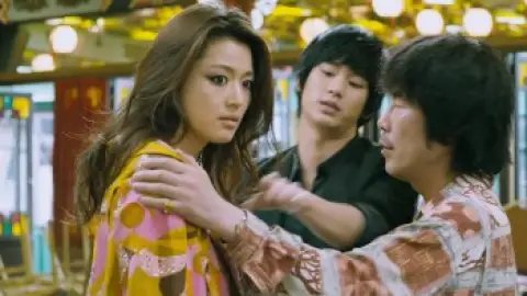 Still 2 of The Thieves (2012) BluRay [Hindi (ORG 2.0) & Korean] 1080p 720p & 480p Dual Audio [x264/10Bit-HEVC]
