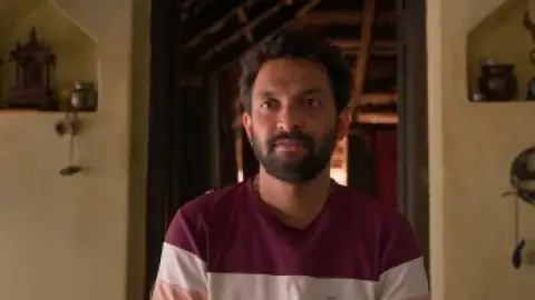 Still 3 of Su from So (2025) [Hindi – HQ/Studio Dub] DS4K WEB-DL 4K 1080p 720p 480p [x264/HEVC] HD | [Without-ADs]