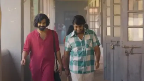 Still 5 of Varshangalkku Shesham (2024) WEB-DL [Hindi (ORG 5.1) + Malayalam] 4K 1080p 720p & 480p Dual Audio [x264/HEVC]