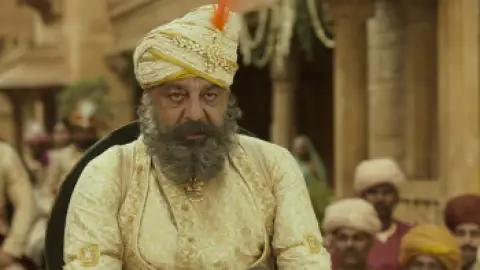 Still 4 of Samrat Prithviraj (2022) WEB-DL [Hindi DD5.1] 1080p 720p & 480p [x264/HEVC] HD
