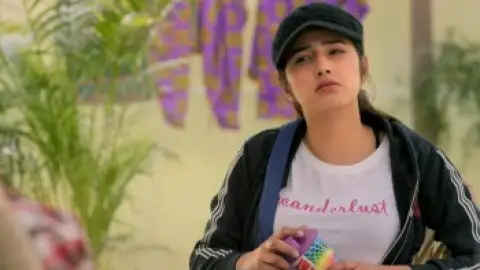 Still 2 of Kuriyan Jawan Bapu Preshaan (2021) WEB-DL [Punjabi DD2.0] 1080p 720p & 480p [x264/HEVC]