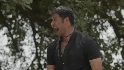 Still 5 of Mirzapur (Season 3) WEB-DL [Hindi DD5.1] 4K 1080p 720p & 480p [x264/HEVC] HD | [PrimeVideo Series] BONUS Episode
