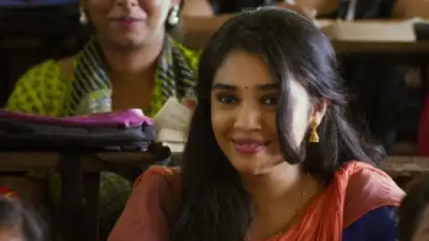 Still 2 of Uppena (2021) UNCUT DS4K WEB-DL [Hindi (DD5.1) & Telugu] 4K 1080p 720p & 480p Dual Audio [x264/10Bit-HEVC]