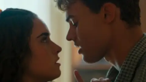 Still 2 of My Fault: London (2025) WEB-DL [Hindi (ORG 5.1) & English] 4K 1080p 720p & 480p Dual Audio [x264/10Bit-HEVC]