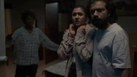 Still 5 of Karakkam (2026) DS4K WEB-DL [Hindi (DD5.1) & Malayalam] 4K 1080p 720p & 480p Dual Audio [x264/10Bit-HEVC]
