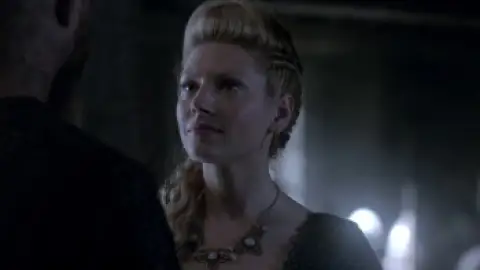 Still 2 of Vikings (Season 3) BluRay [Hindi (DD2.0) & English] 1080p 720p & 480p Dual Audio [x264/ESubs]