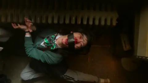 Still 1 of All of Us Are Dead (Season 1) WEB-DL [Hindi DD5.1 & English] 1080p 720p 480p Dual Audio [x264/10Bit HEVC] HD [ALL Episodes] | NF Series