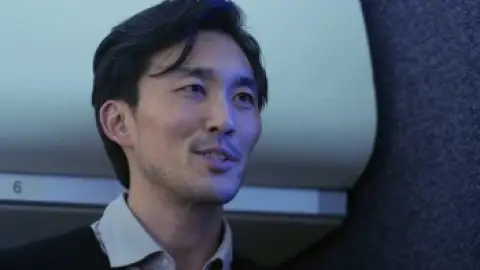 Still 3 of Bullet Train Down (2022) BluRay [Hindi (DD2.0) & English] 1080p 720p & 480p Dual Audio [x264/10Bit-HEVC]