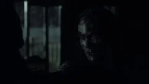 Still 2 of The Fall of the House of Usher (Season 1) WEB-DL [Hindi 5.1 & English] 1080p 720p & 480p [x264/10Bit-HEVC] | [ALL Episodes] NF Series