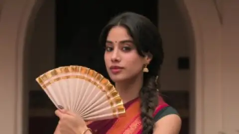 Still 2 of Param Sundari (2025) WEB-DL [Hindi DD5.1] 4K 1080p 720p & 480p [x264/HEVC]