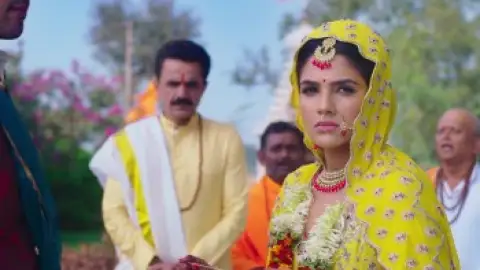 Still 7 of Krispy Rishtey (2024) WEB-DL [Hindi DD5.1] 4K 1080p 720p & 480p [x264/HEVC]