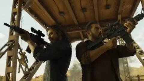 Still 8 of Tiger 3 (2023) DS4K WEB-DL [Hindi DD5.1] 4K 1080p 720p & 480p [x264/HEVC]
