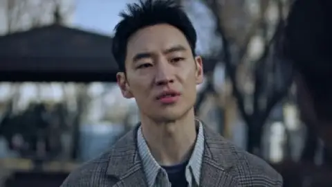 Still 3 of Taxi Driver (Season 1) WEB-DL [Hindi (DD2.0) & Korean] 1080p 720p & 480p Dual Audio [x264/ESubs] | AMZN Series