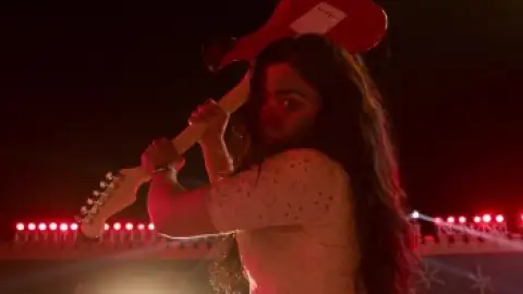 Still 8 of The Girlfriend (2025) WEB-DL [Hindi (DD5.1) & Telugu] 4K 1080p 720p & 480p Dual Audio [x264/10Bit-HEVC]