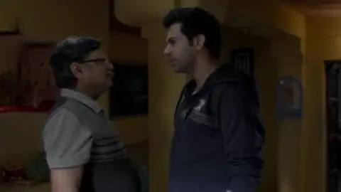 Still 1 of Stree (2018) WEB-DL [Hindi DD5.1] 1080p 720p & 480p [x264/10Bit-HEVC]