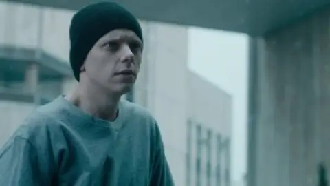 Still 3 of The Blackout (2019) BluRay [Hindi (DD2.0) & English] 1080p 720p & 480p Dual Audio [x264/ESubs]