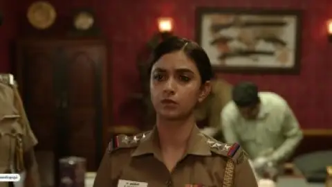 Still 3 of Siren (2024) WEB-DL [Hindi DD5.1] 4K 1080p 720p & 480p [x264/HEVC] | [DS4K]