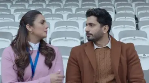 Still 6 of Single Salma (2025) WEB-DL [Hindi DD5.1] 4K 1080p 720p & 480p [x264/HEVC]