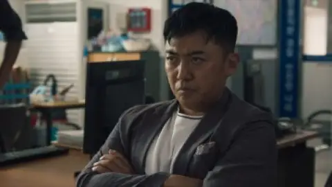 Still 2 of The Roundup: No Way Out (2023) WEB-DL [Hindi (ORG 5.1) + Korean] 1080p 720p & 480p Dual Audio[ x264/Esubs]