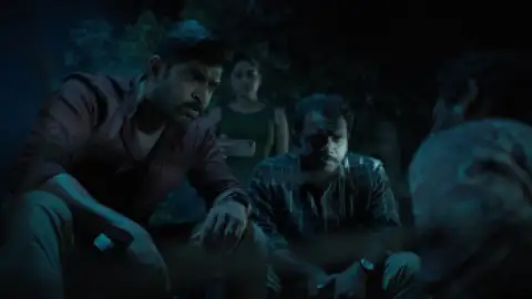 Still 6 of TamilRockerz (Season 1) Hindi WEB-DL 1080p 720p & 480p x264 HD [ALL Episodes] | SonyLiv Series