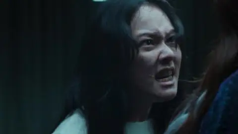 Still 5 of Holy Night: Demon Hunters (2025) WEB-DL [Hindi (DD2.0) & Korean] 1080p 720p & 480p Dual Audio [x264/10Bit-HEVC]
