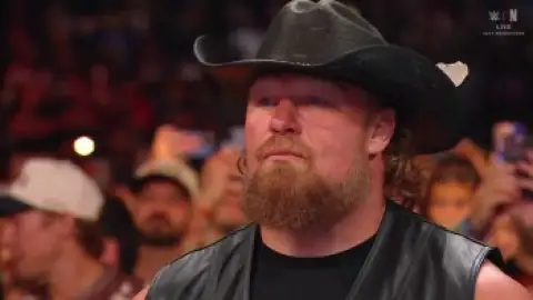 Still 6 of WWE SummerSlam – Sunday (2025) WEB-DL [Hindi (DD2.0) & English] 1080p 720p & 480p [x264/ESubs] | Full Event