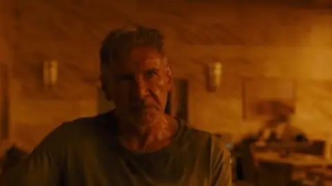 Still 4 of Blade Runner 2049 (2017) OPEN MATTE BluRay [Hindi (DD2.0) & English] 4K 1080p 720p & 480p Dual Audio [x264/10Bit-HEVC]