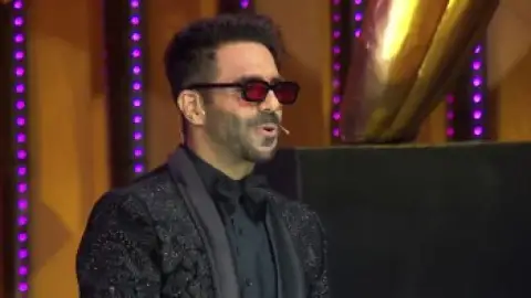 Still 3 of Zee Cine Awards (2025) WEB-DL Hindi 1080p 720p & 480p [x264/Esub] DD2.0 | Full Event