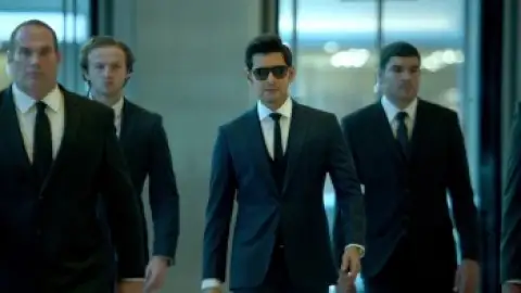 Still 1 of Maharshi (2019) UNCUT WEB-DL [Hindi (DD5.1) & Telugu] 1080p 720p & 480p Dual Audio [x264/10Bit-HEVC]