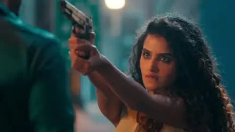 Still 8 of Tillu Square (2024) WEB-DL [Hindi DD5.1] 1080p 720p & 480p [x264/HEVC]